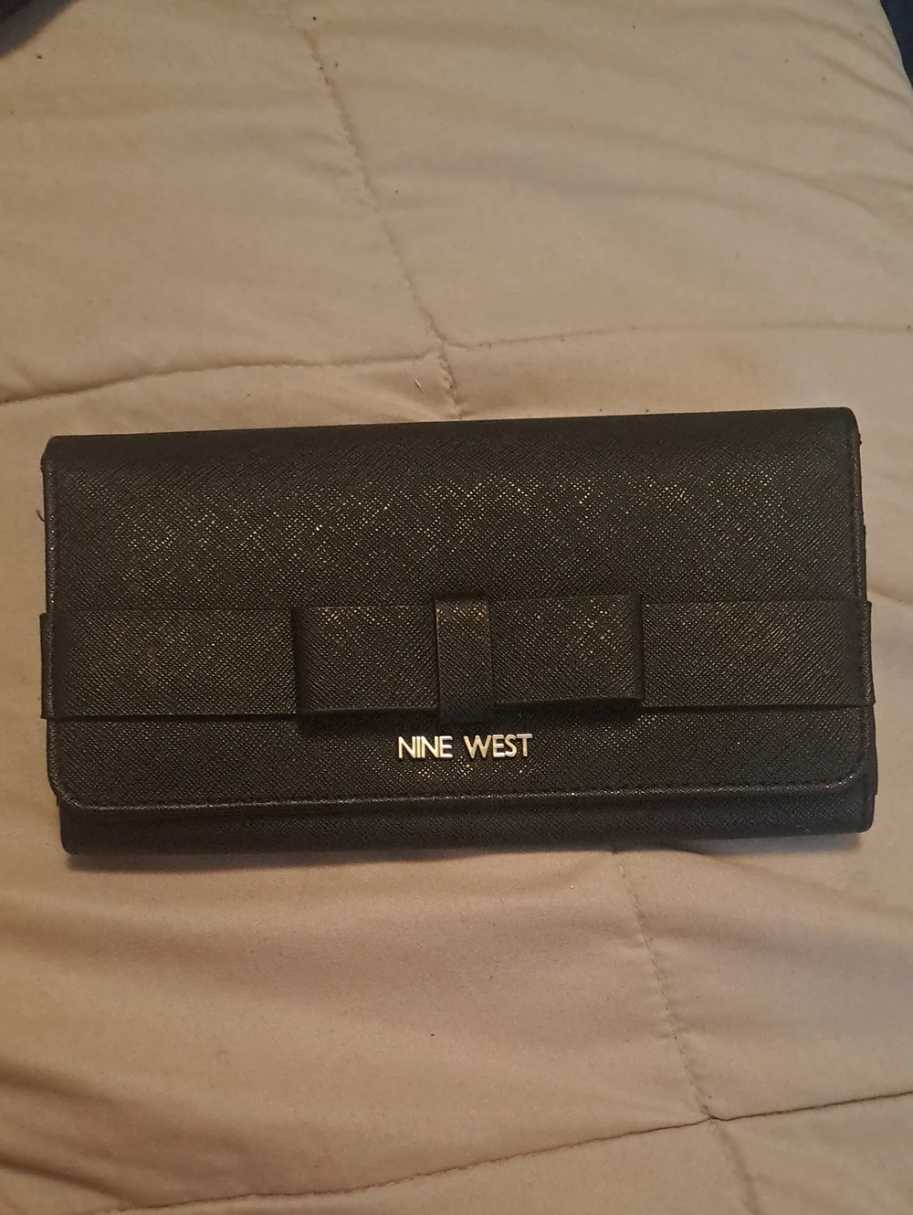 Nine West Black Bow Accent Card Holder Wallet